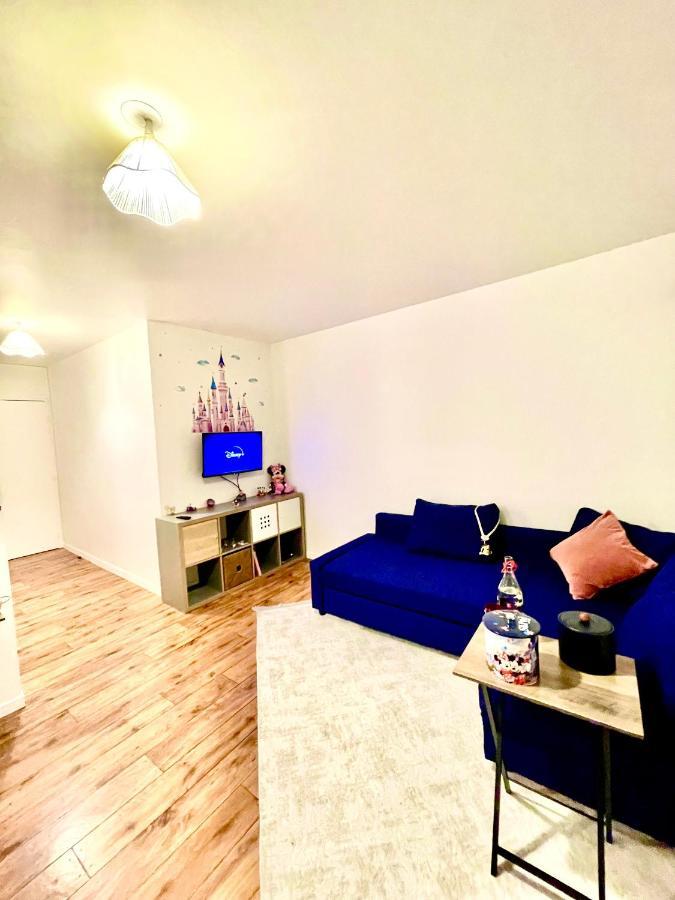 5 Min From Disneyland Cozy Retreat Apartment Montevrain Ngoại thất bức ảnh