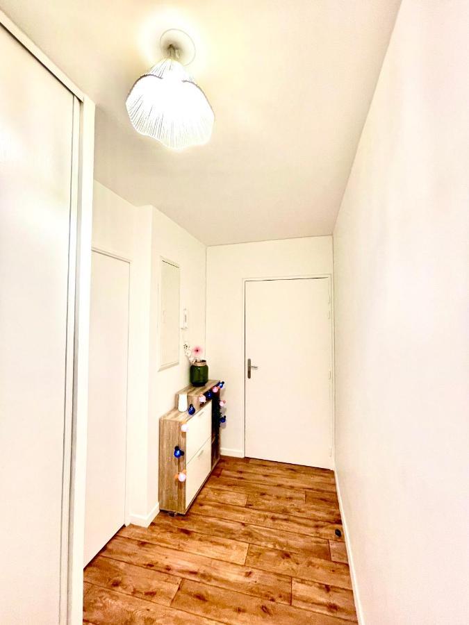 5 Min From Disneyland Cozy Retreat Apartment Montevrain Ngoại thất bức ảnh
